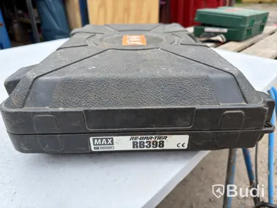 MAX RB398 rebar tying tool, with charger and battery
