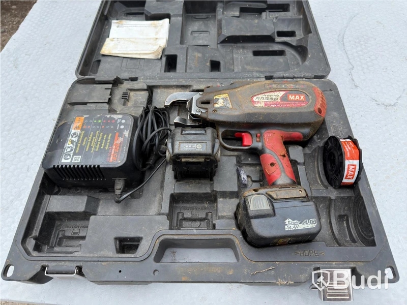 MAX RB398 rebar tying tool, with charger and battery
