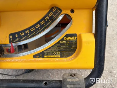 Bordssåg DeWalt DW745-QS