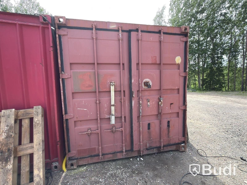 20-foot container with contents