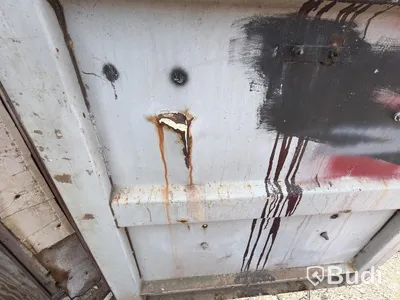 20-fots container med innehåll