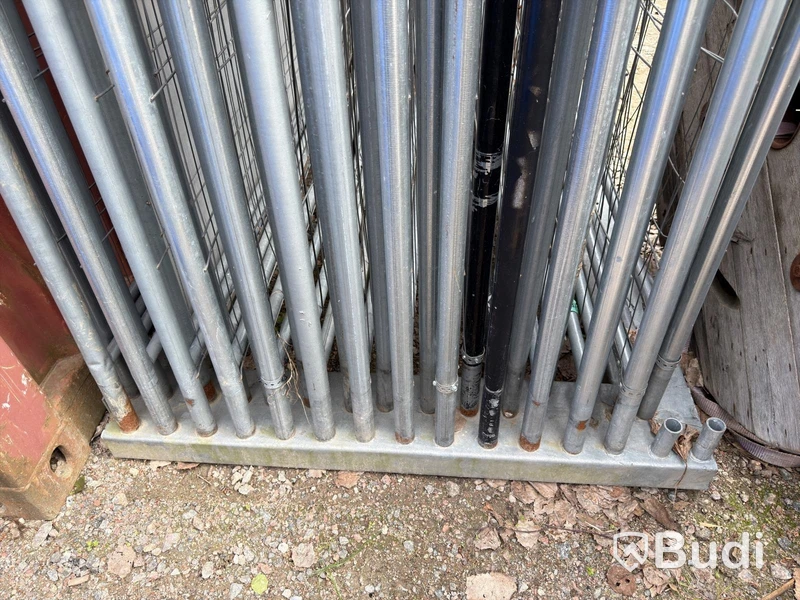 Temporary fencing, approx. 200 linear metres