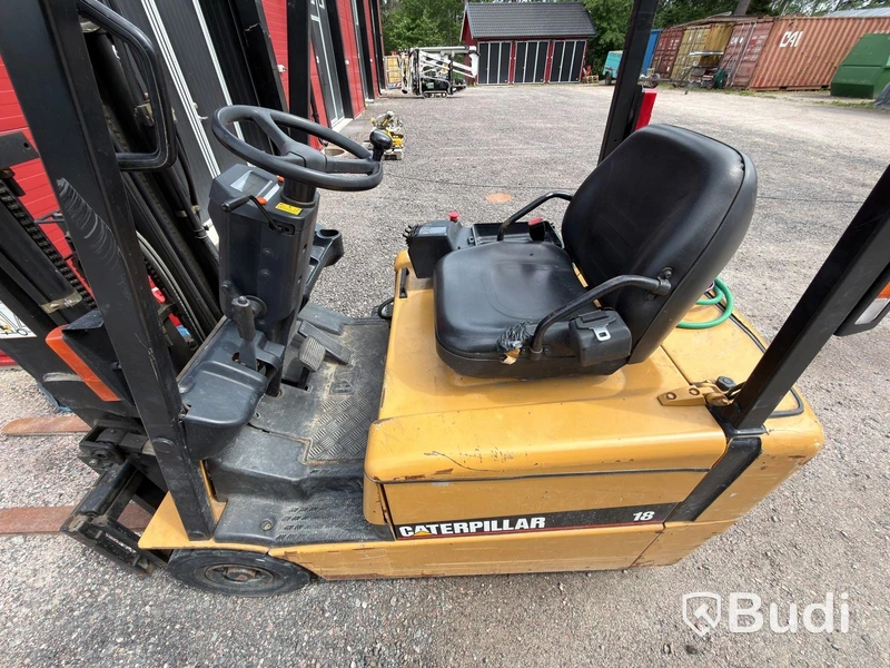 Eltruck Caterpillar 18 -2001 (rep-objekt)