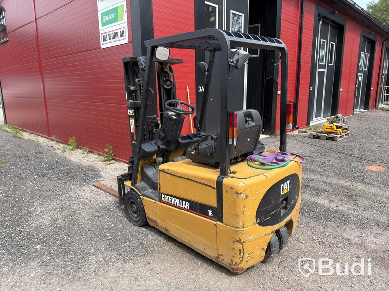 Eltruck Caterpillar 18 -2001 (rep-objekt)