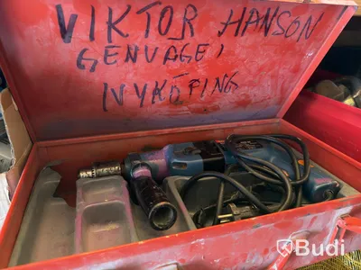 20-fots container med mycket innehåll