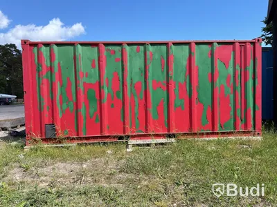 20-fots container med innehåll.