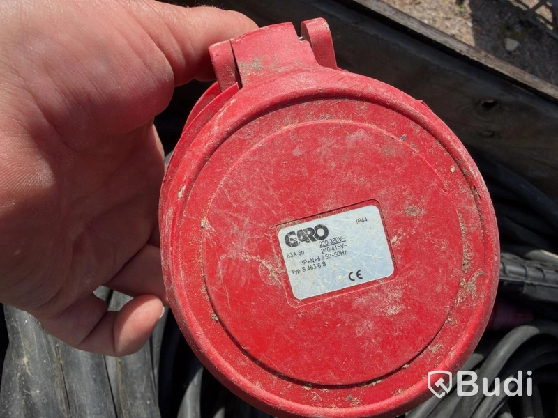 Large lot of electrical cables