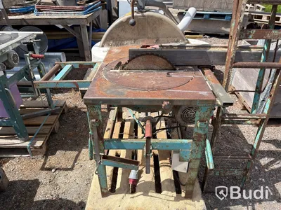 Site saw with roller table
