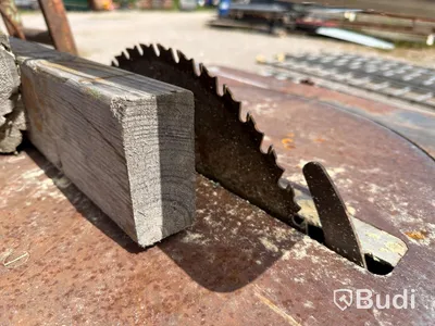 Site saw with roller table