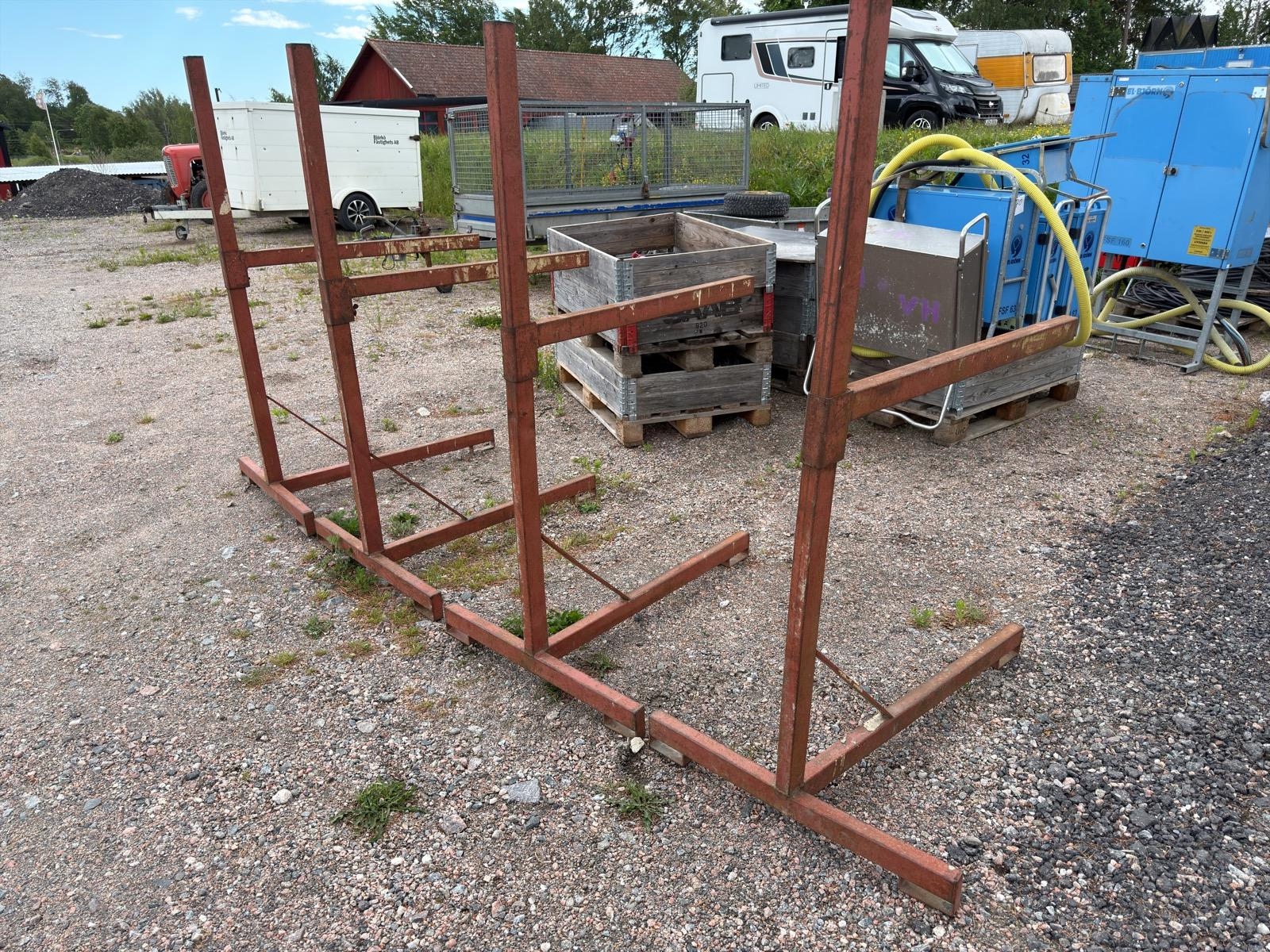 Materialställ 4 st