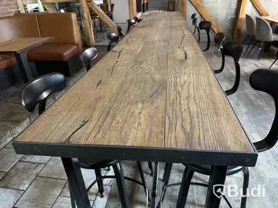 Barbord, med 12 pallar