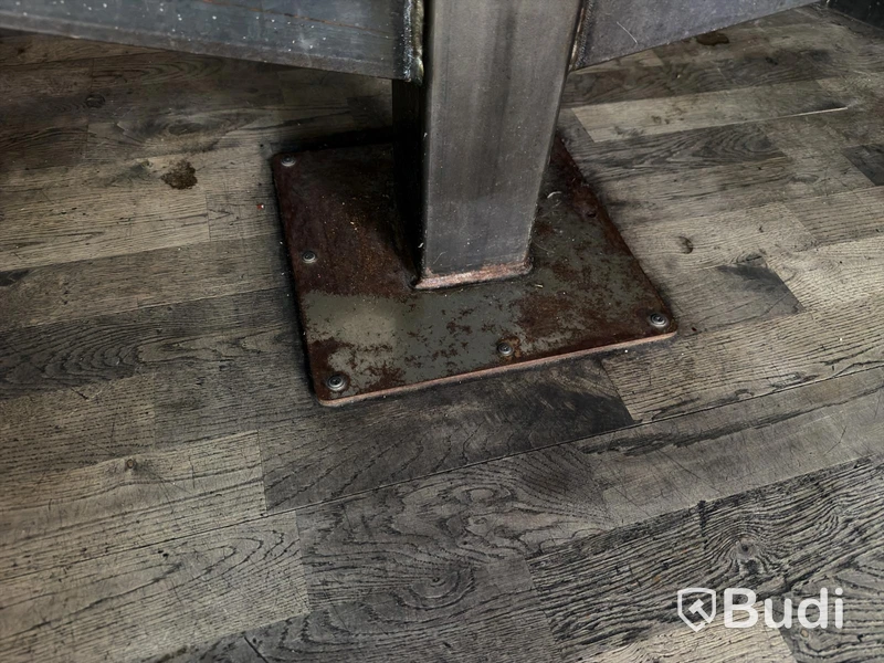 Tables, set of 3, floor-mounted