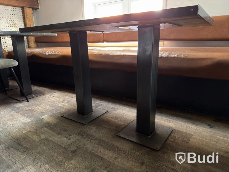 Restaurant seating set, 2 tables, 4 chairs