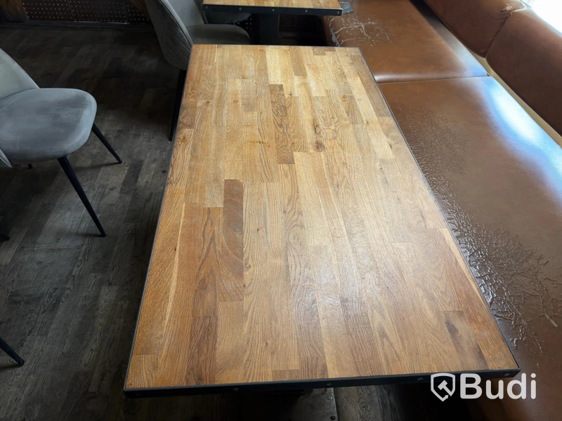Restaurant seating set, 2 tables, 4 chairs