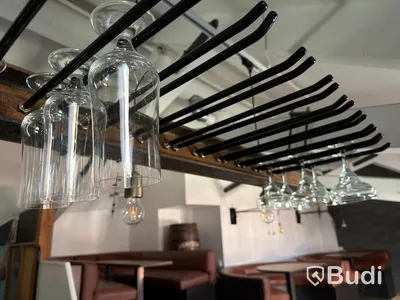 Glassware and bar accessories, lot