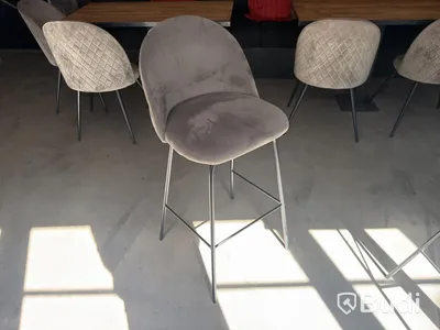 Bar tables and bar stools, 2 tables, 3 stools