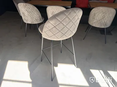 Bar tables and bar stools, 2 tables, 3 stools