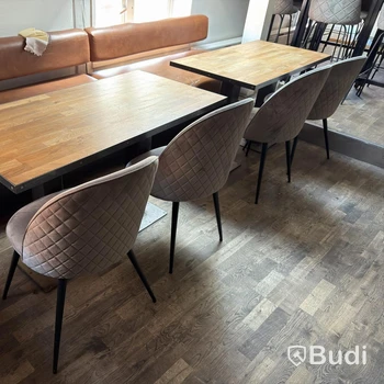 Restaurangbord, 2 bord, 4 stolar