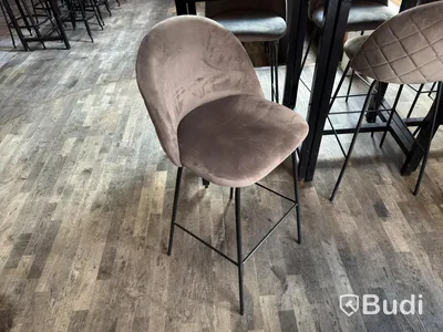 Matgrupp, 3 bord och 6 stolar