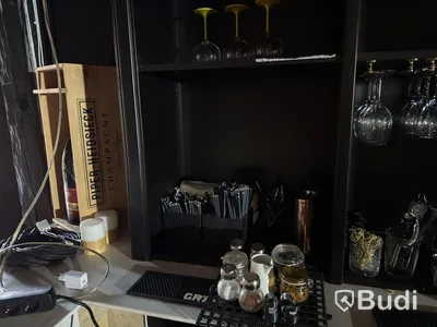 Bar equipment, glassware and accessories