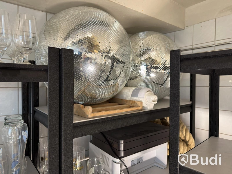 Shelving units with contents