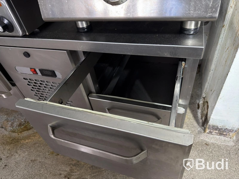 Refrigerated counter Restmec VLG 1204,