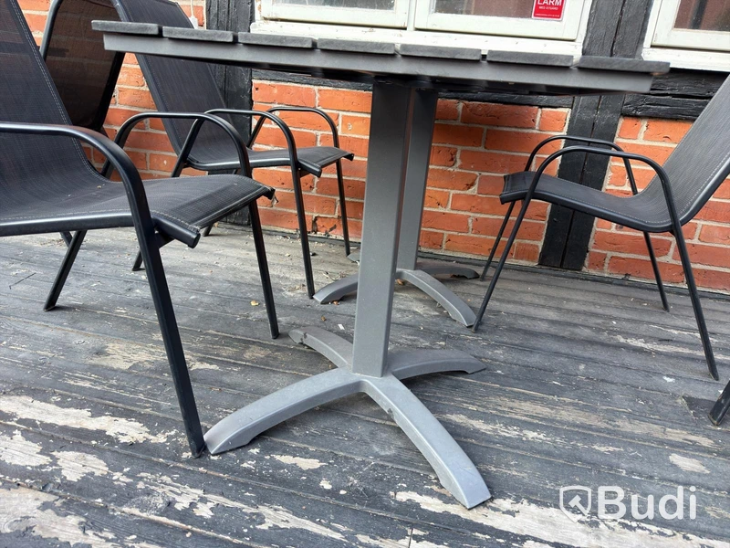 Outdoor furniture, 13 tables and 17 chairs