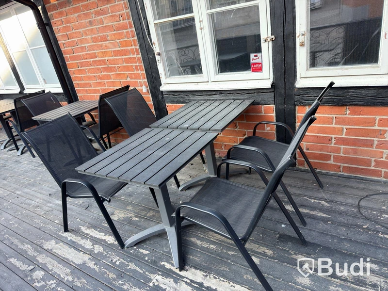 Outdoor furniture, 13 tables and 17 chairs