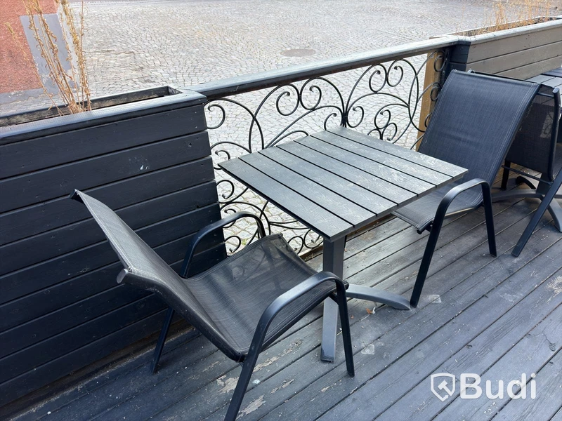Outdoor furniture, 13 tables and 17 chairs