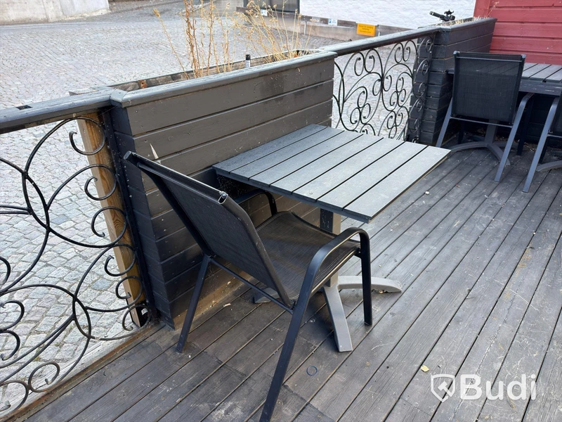 Outdoor furniture, 13 tables and 17 chairs