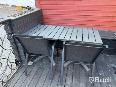 Outdoor furniture, 13 tables and 17 chairs