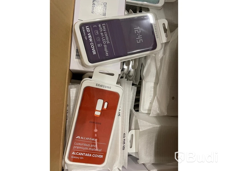 Pall med div mobilskal till olika Samsung mobiler