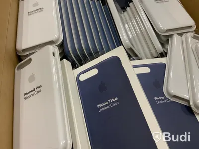 Pall med mobilskal Apple Orginal. Både läder och silicon
