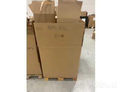 Pall med blandade mobiltillbehör från bl.a mobilskal till Iphone 11 Pro, Huawei P40 pro, m.fl