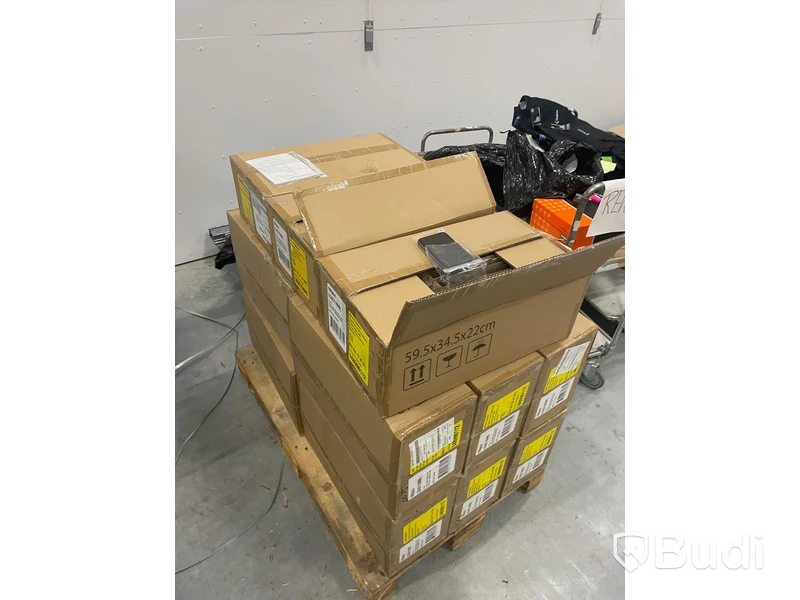 Pall med blandade mobilskal från La Vie till bl.a Huawei P30, S20 Ultra