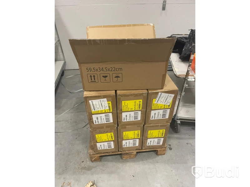 Pall med blandade mobilskal från La Vie till bl.a Huawei P30, S20 Ultra