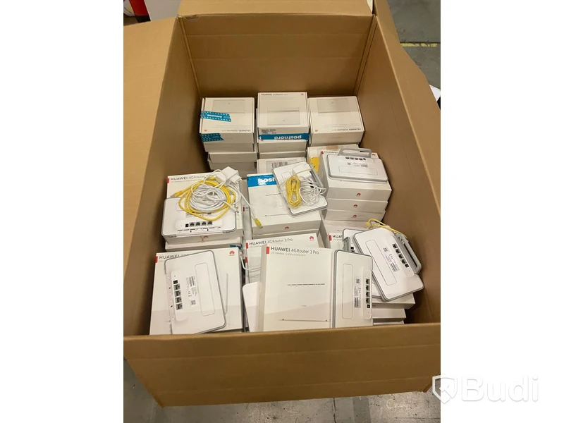 Pall med 4G-modem från Huawei, okänt skick. Modeller B525 och B535, Brutna förpackningar