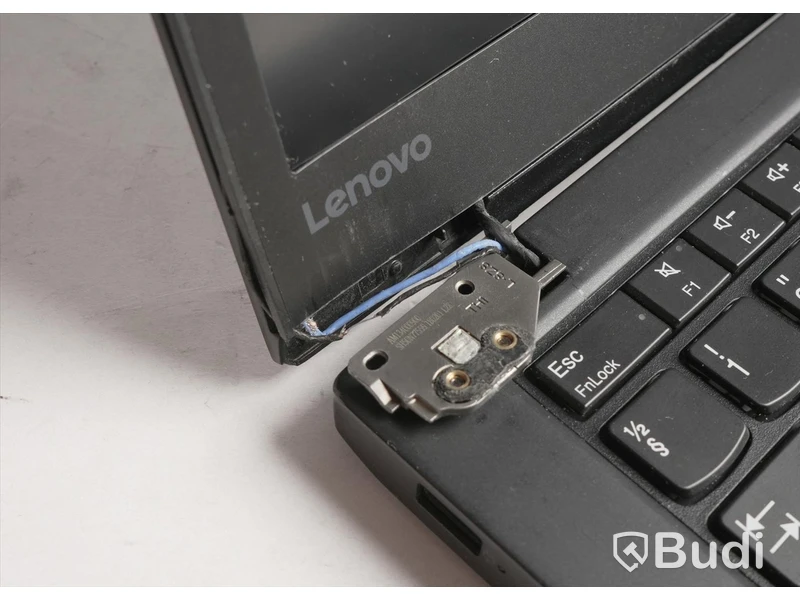 Bärbar dator - Lenovo Thinkpad T470s, rensad, inget OS, OBS säljs utan strömkabel, batteri saknas, skadad