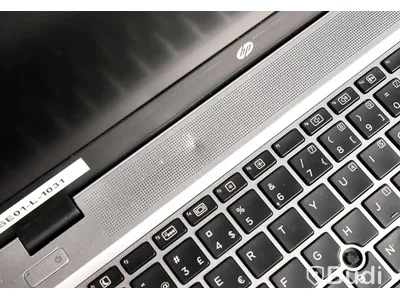 Bärbar dator - HP Elitebook 840 G3, rensad, inget OS, OBS! säljs utan strömkabel, skada på ena hörnet