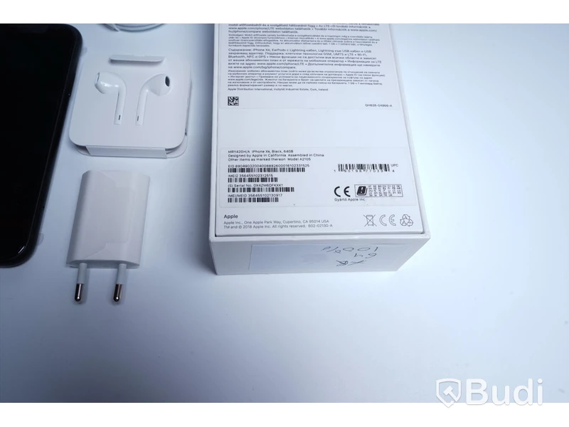 Iphone XR 64 GB, 100 procent batterihälsa ink tillbehör och kartong