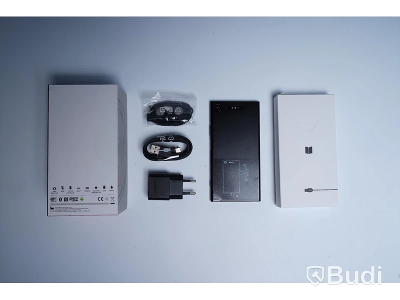 Sony Xperia XZ1 i kartong 64 GB med tillbehör