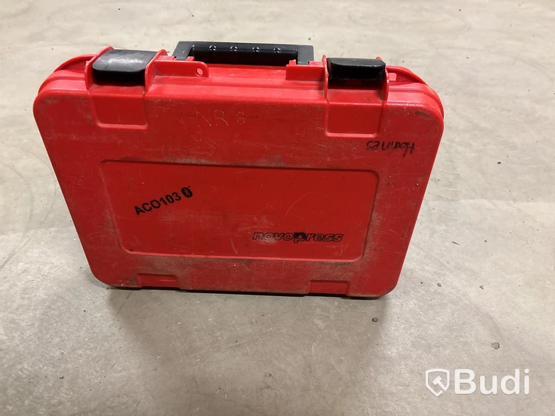 Pressmaskin NovoPress ACO103