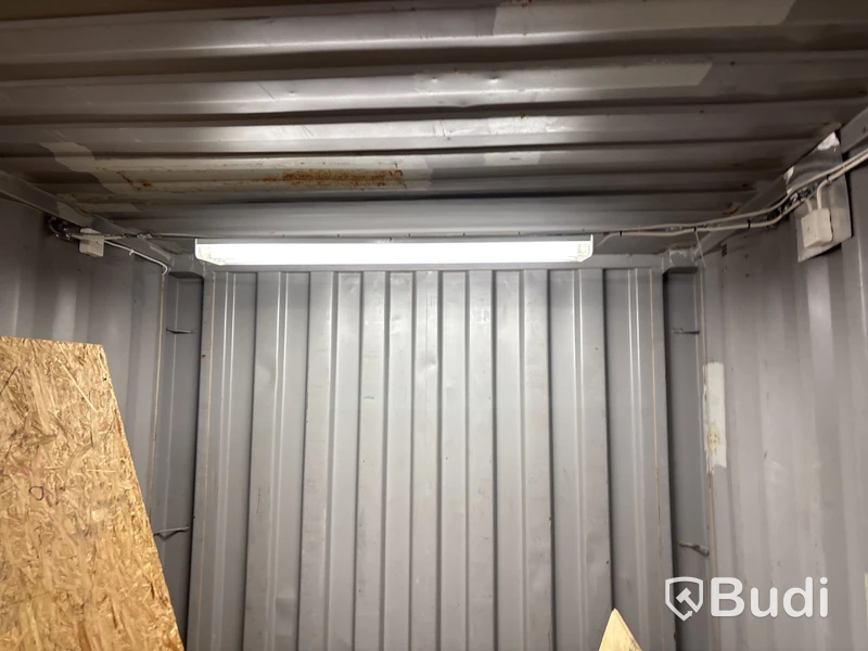 40-fots container med innehåll