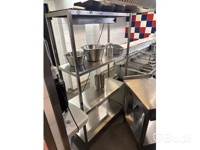 Rostfri hylla med värmelampa
