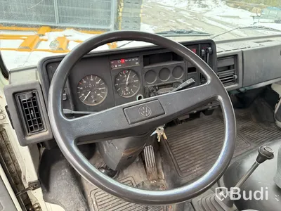 Korgbil Volkswagen LT 31 2,4-1990