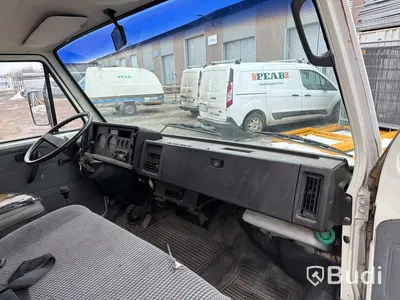 Korgbil Volkswagen LT 31 2,4-1990