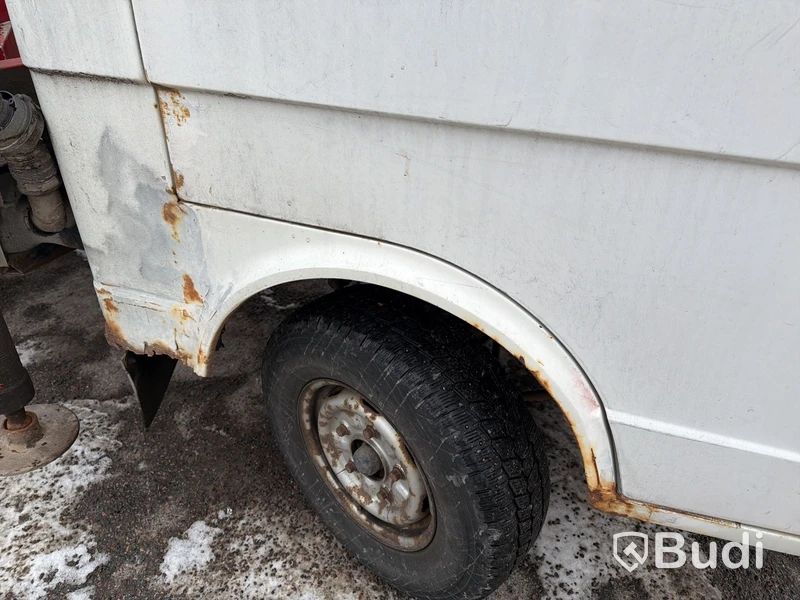 Korgbil Volkswagen LT 31 2,4-1990