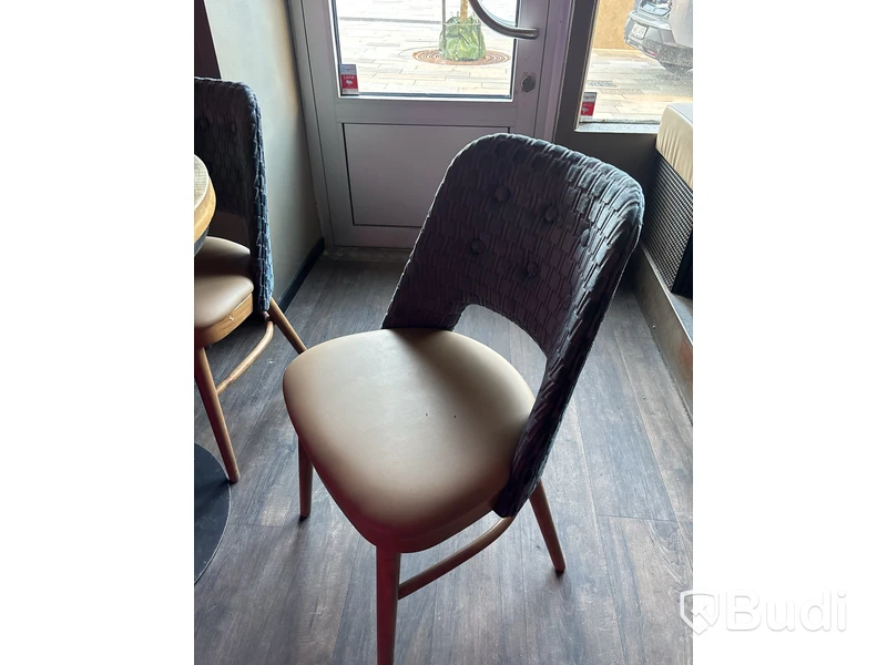 Bord inkl. 4 st. stolar