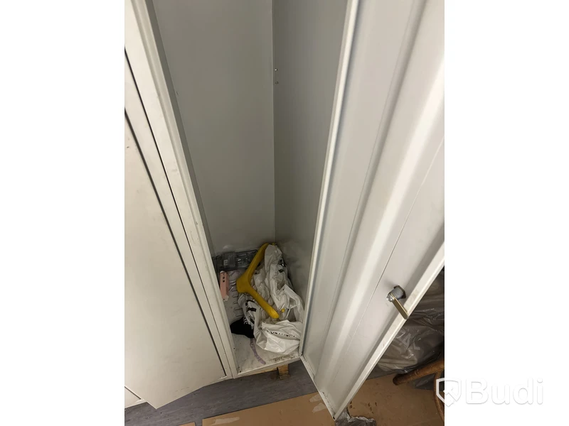 6 st. Omklädningsskåp