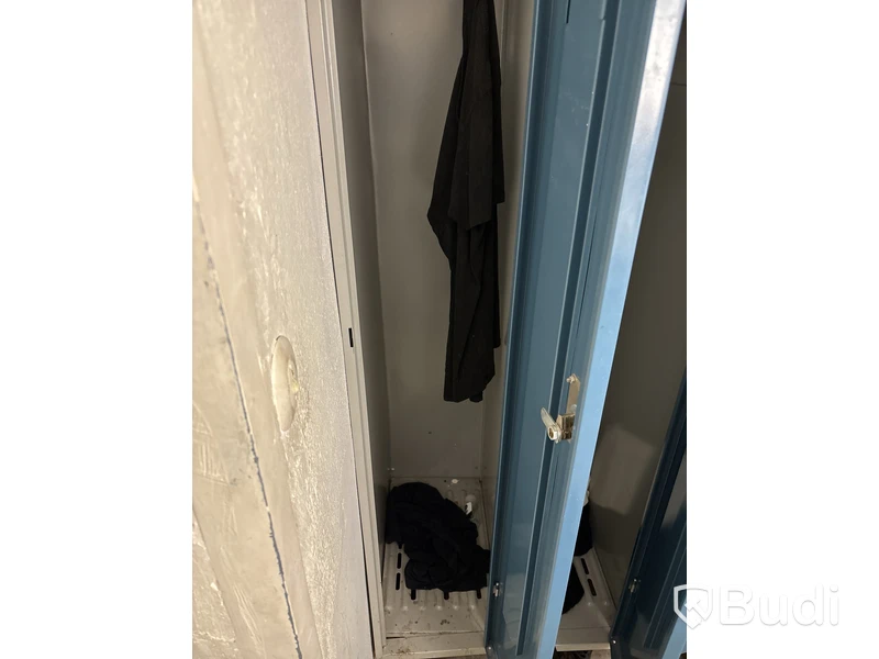 6 st. Omklädningsskåp